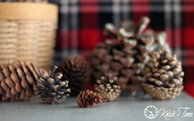 pine cones natural Christmas decor