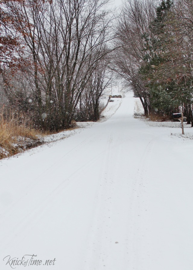 snowy day in the country - www.knickoftime.net