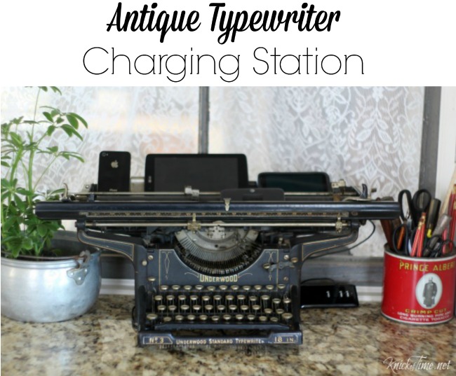Repurpose a vintage typewriter into a charging station - KnickofTime.net