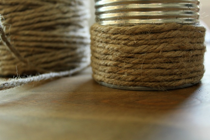 How to Make Jute Rope Tin Can Succulent Planters | www.knickoftime.net