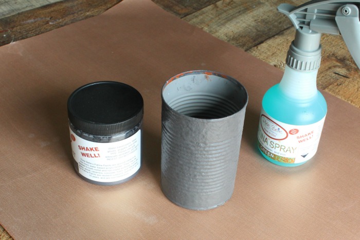 DIY Rusted Tin Cans Succulent Planters Tutorial | knickoftime.net