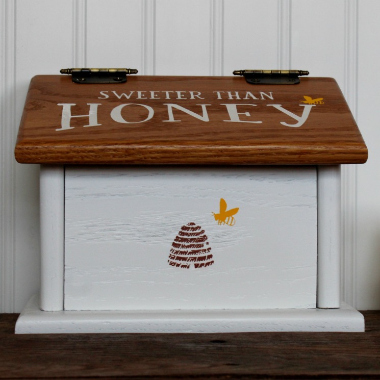 Wood Recipe Box Makeover with Chalk Couture Sweeter than Honey transfer that's part of The Bee's Knees Collection by Angie at Knick of Time / knickoftime.net